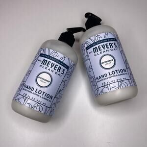 Set of 2 — Mrs. Meyers Gingerbread Liquid Hand Soap Limited Edition Holiday NEW!